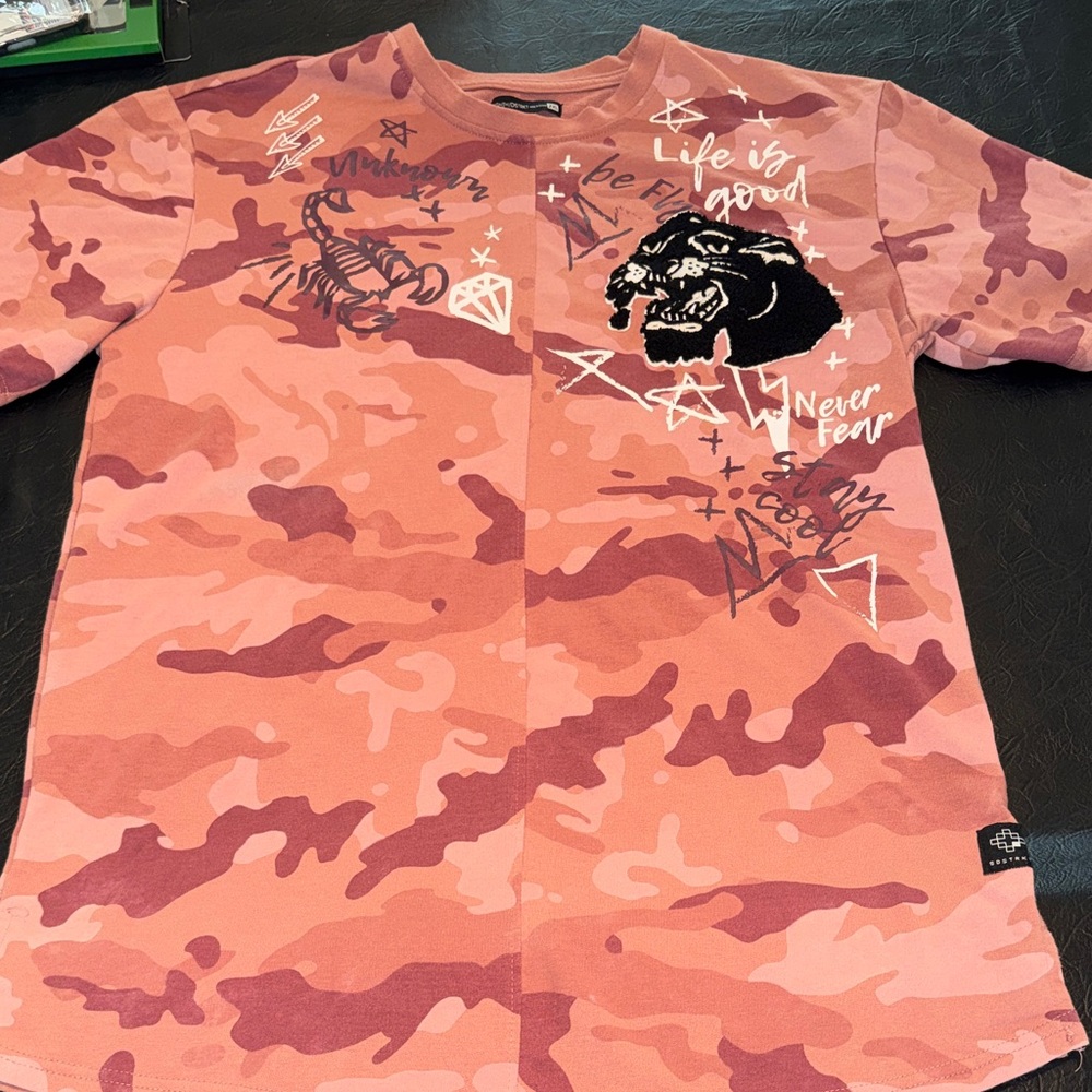 Eighth District (8ighth/Dstrkt) Salmon Camo Graphic Tee with Panther & Script